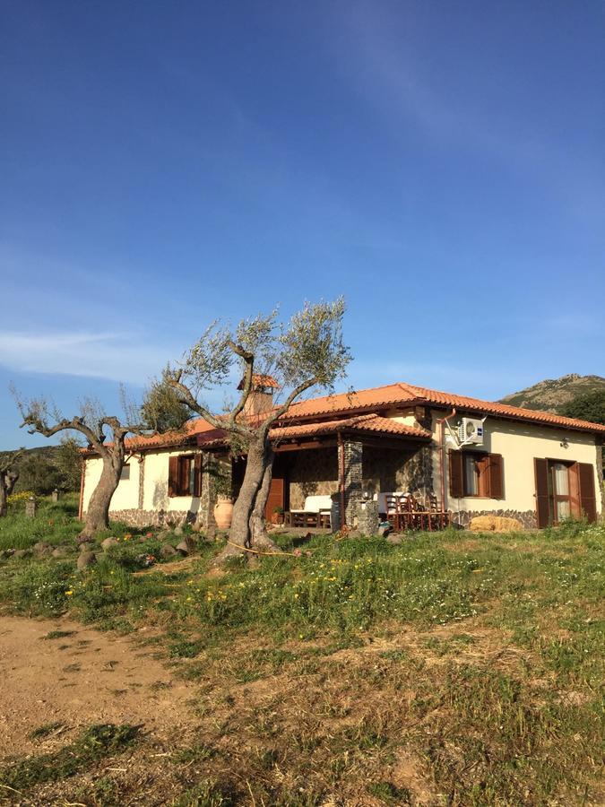 Perdaxius Agriturismo Gennemara B&B المظهر الخارجي الصورة